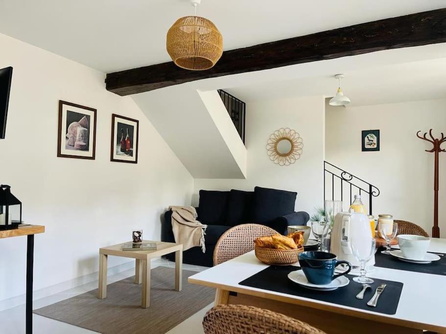 Gite Cosy A Chambly Extérieur photo